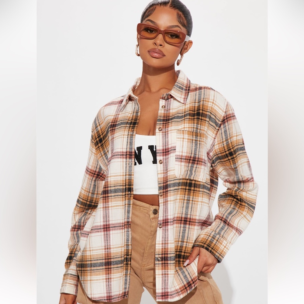 Fashion nova plaid button down shirt